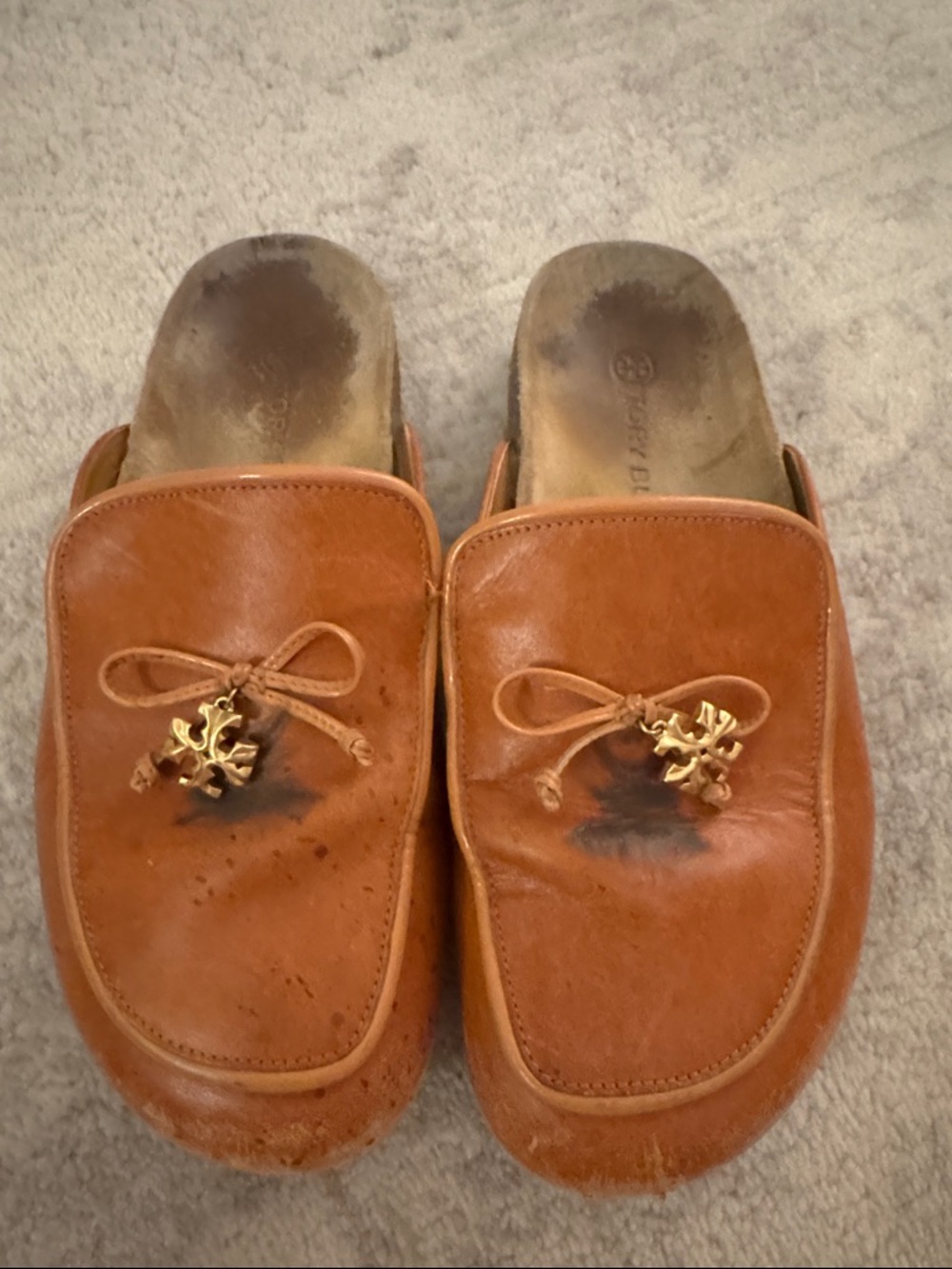 Tory Burch Leather Slip-On Loafers in Brown with Decorative Bow